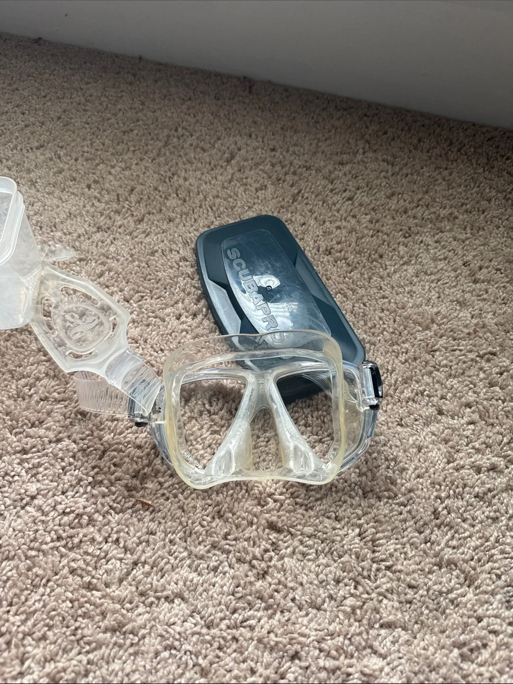 Scubapro scuba mask